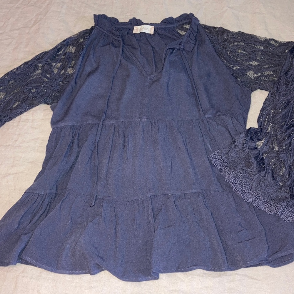 Altard state bell sleeve lace top